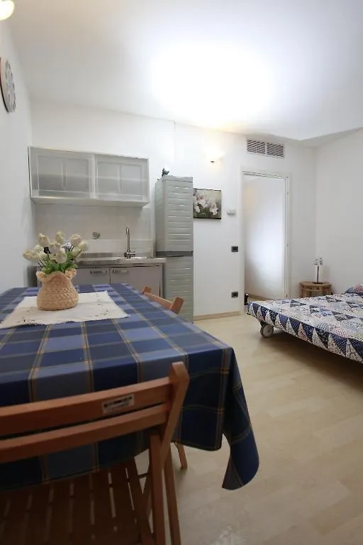 Apartment Lake Maggiore - Italia Maccagno Italy