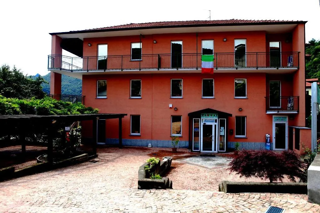 Aparthotel Apartment Lake Maggiore - Italia Maccagno Italy