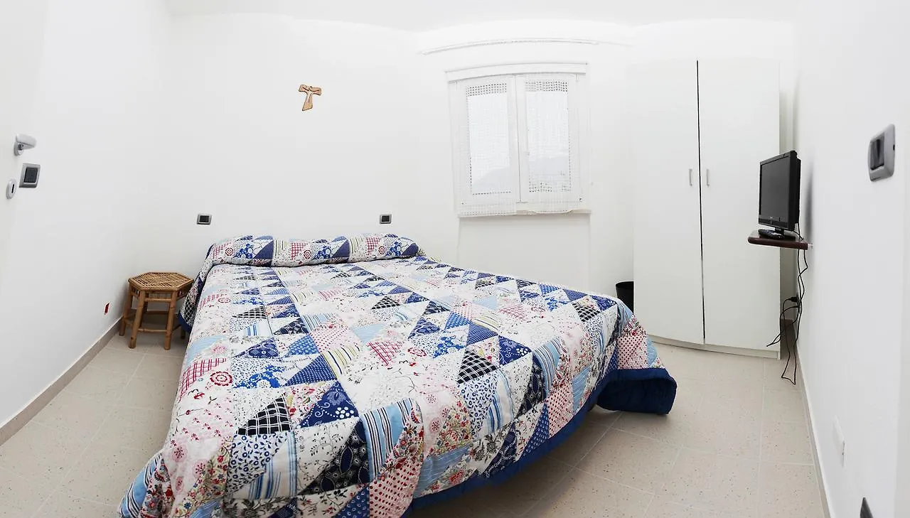 Aparthotel Apartment Lake Maggiore - Italia Maccagno Italy