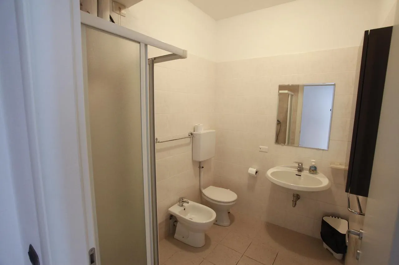 Apartment Lake Maggiore - Italia Maccagno Aparthotel