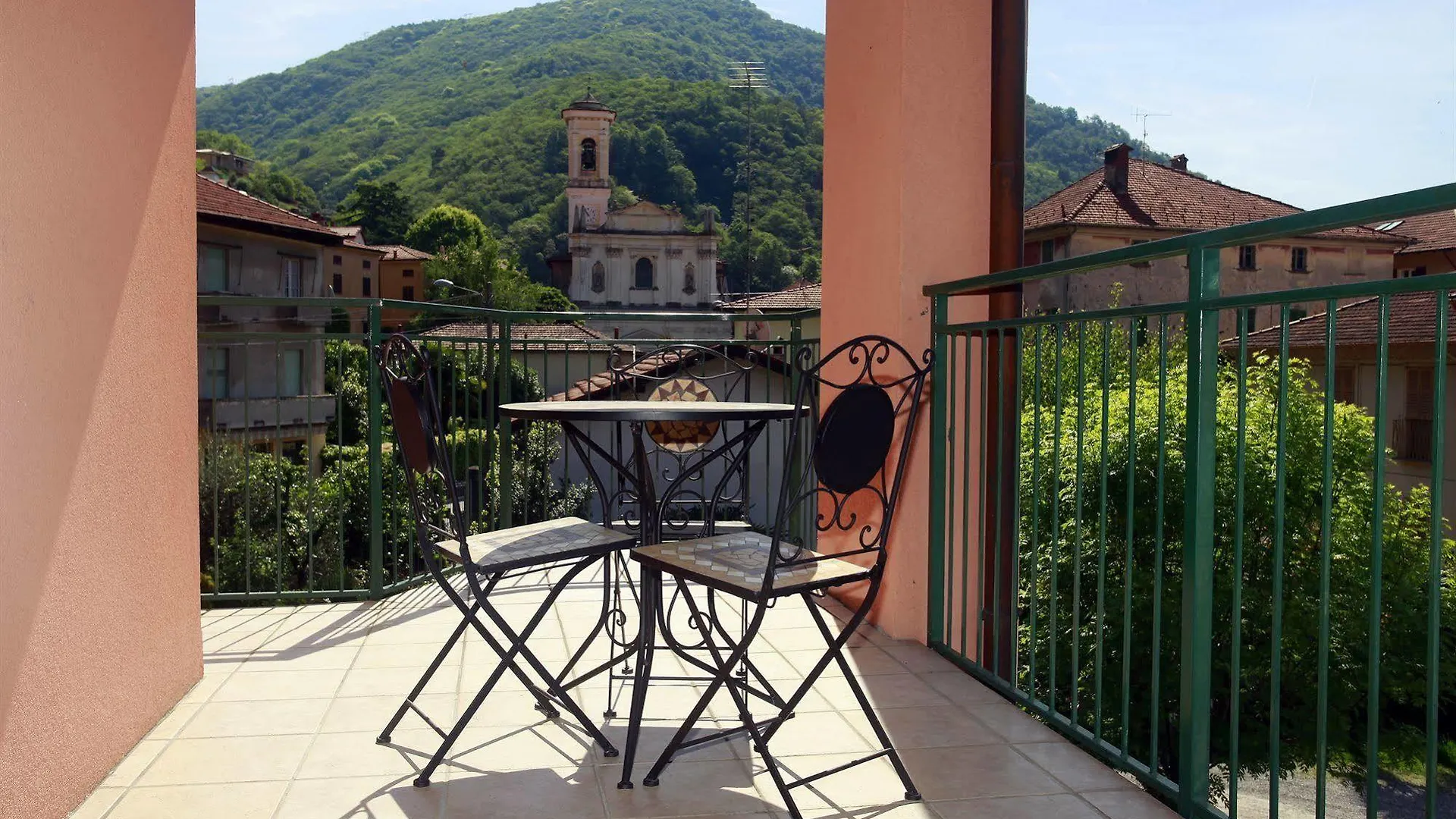 Aparthotel Apartment Lake Maggiore - Italia Maccagno